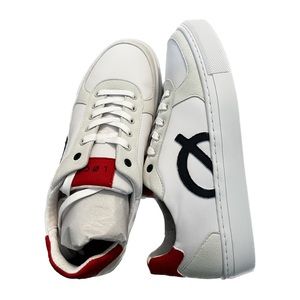 Loci Seven Vegan Sneakers